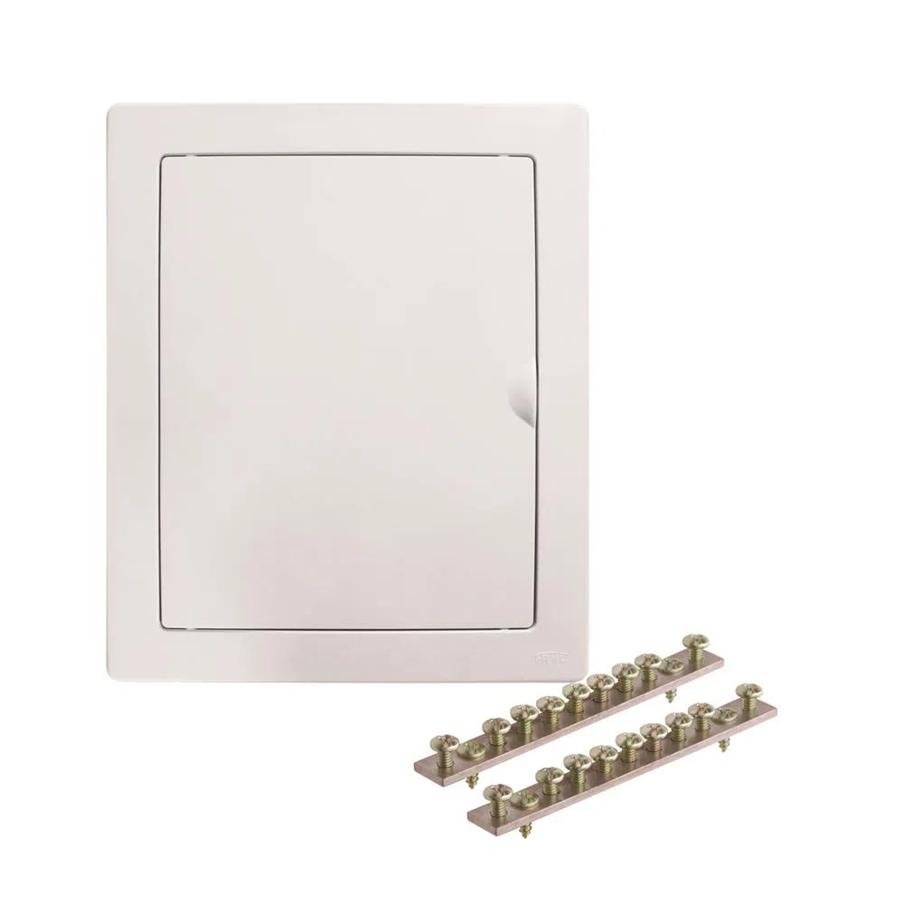 Quadro de Distribuição Fame para 12/16 Disjuntor com Barramento